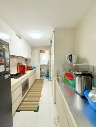 1 Canberra (D27), Condominium #595130081